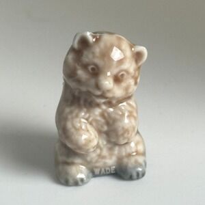 Wade Whimsies Bear Cub Figurine Miniature Porcelain England Brown Cream